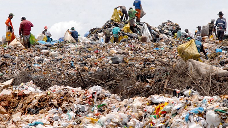 ‭”‬المزابل‮” .. ‬هنا تسترجع الملايير في‮ ‬زمن التقشف