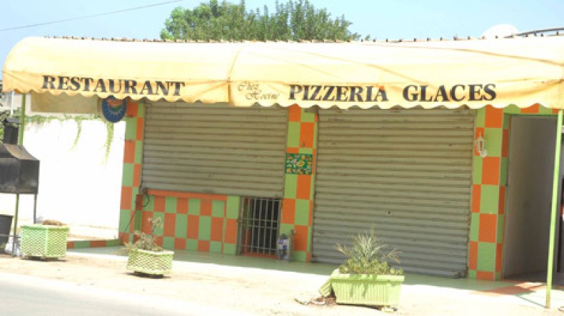 المخابز والمطاعم والبتزيريات “تجوّع” الجزائريين أيام العيد