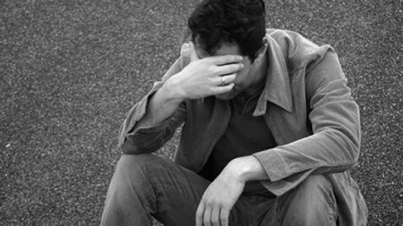 زوجتاي تدفعان بي إلى الجنون