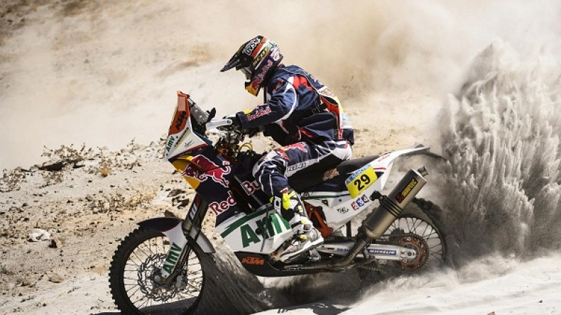 مصرع دراج وصحفيين في رالي داكار