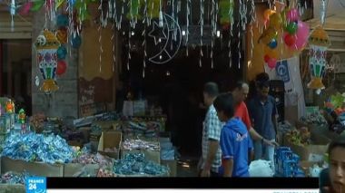 سكان دول الشرق الأوسط يستعدون لشهر رمضان وسط أجواء مضطربة
