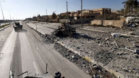 قوات بقيادة أمريكا تأسر مقاتلاً من “داعش” في العراق