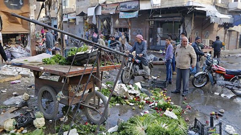 39 قتيلاً في غارات جوية على الرقة السورية