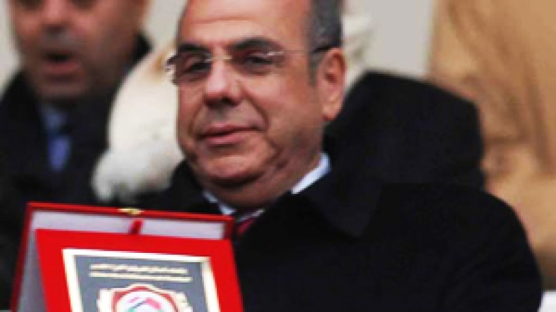 روراوة يضاعف المنحة ويطالب لاعبيه بأفراح الشعب