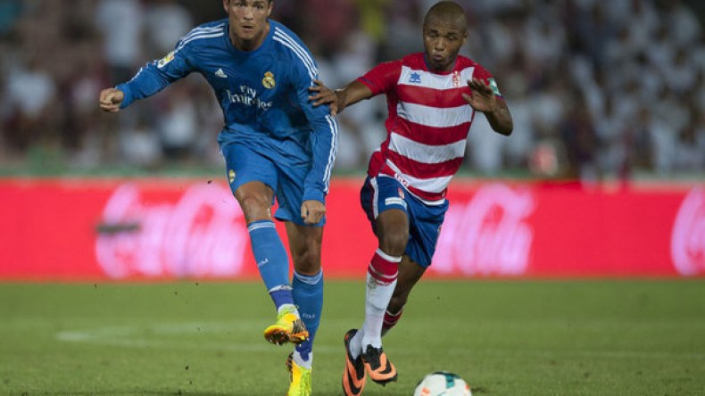 ظهور متباين لمحترفينا في فرنسا وإسبانيا