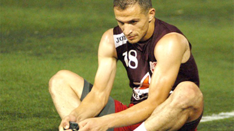 ربيح وخليلي ينجوان من محاولة اعتداء من طرف أنصار بلوزداد