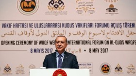 أردوغان يتعهد بعرقلة قانون منع الأذان في القدس