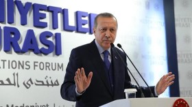 أردوغان ينتقد استخدام قادة الغرب لـ”الإرهاب الإسلامي”