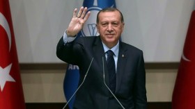 أردوغان يعود إلى صفوف الحزب الحاكم في تركيا