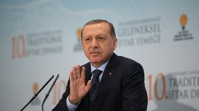 أردوغان: عزل قطر لا إنساني وبمثابة “عقوبة إعدام”