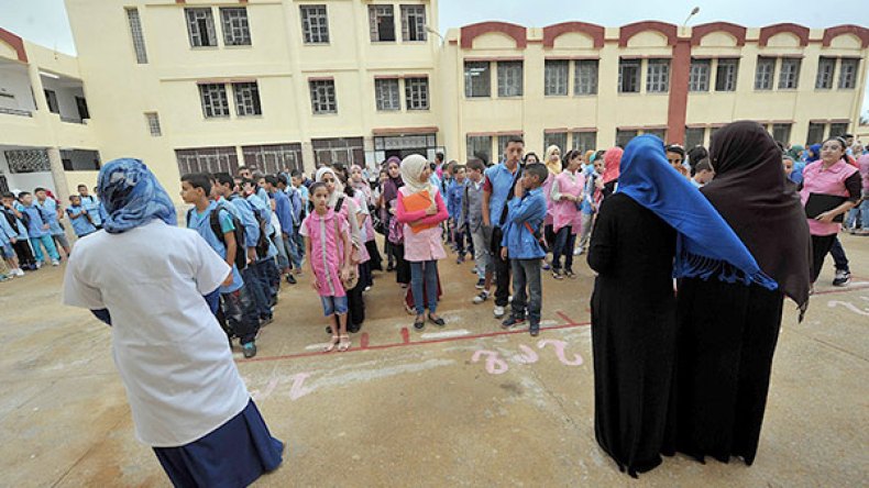 مدارس قيد الإنجاز.. أساتذة في  قوائم الإنتظار  وآخرون يواجهون النقل الإجباري