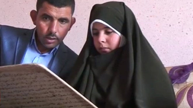 وهيبة تومي.. الطفلة الجزائرية التي كرّمها أحمد مرسي