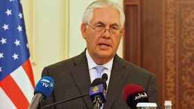 تيلرسون يحث على رفع الحصار عن قطر