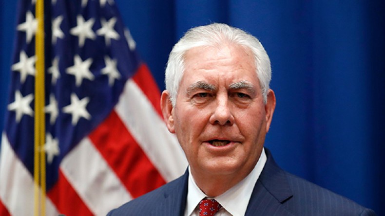 تيلرسون ينتهك قانون حظر تجنيد الأطفال