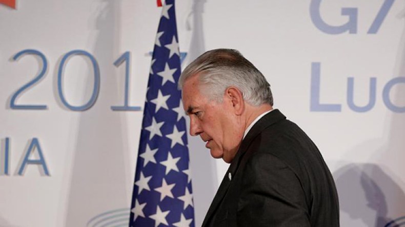 تيلرسون ينقل الموقف من سوريا إلى روسيا