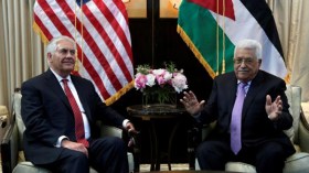 الفلسطينيون ما زالوا يصرفون مخصصات ذوي الشهداء