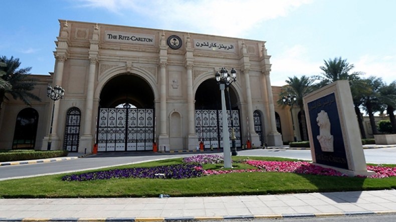 إطلاق سراح جميع الموقوفين في فندق الريتز