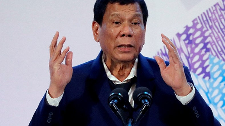 الرئيس الفلبيني يحث الكونغرس على إقرار الحكم الذاتي للمسلمين