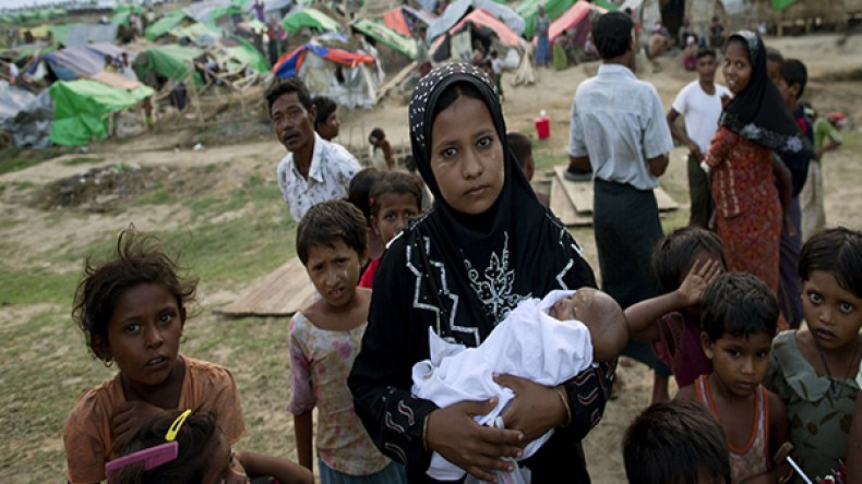 أقلية الروهينغا المسلمة.. “شعب بلا صديق”