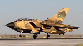 مقتل طيار ومتدرب في تحطم طائرة حربية سعودية