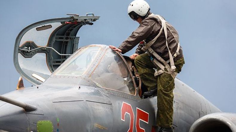 القوات السورية تدخل بلدة خاضعة لـ”داعش” غربي تدمر