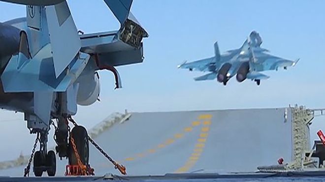 قصف جوي كثيف على حلب وإدلب في سوريا