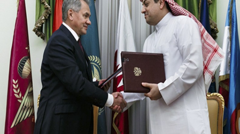 قطر توقع اتفاقيات عسكرية مع روسيا