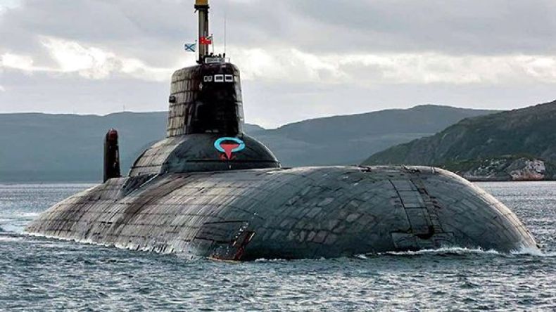 الغواصات الروسية تهدد بقطع الإنترنت عن العالم