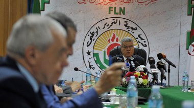 سعداني يرتب بيت الأفلان دون صخب سياسي