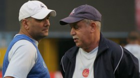 سعدان يخرج عن صمته يتوعد الصحافة المصرية بالرد عليها ميدانيا