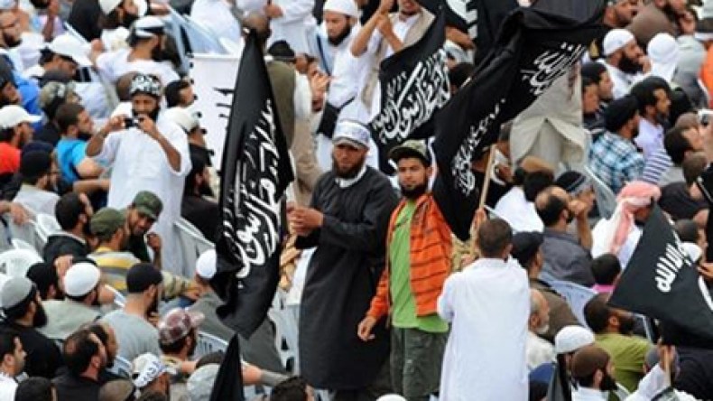 السلفيون يهاجمون مبيتًا للطالبات فى تونس بالحجارة والزجاجات بسبب حفل رقص
