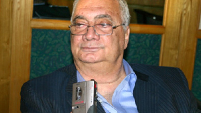 حديث عن رفض الفيفا للشكوى المصرية ضد الجزائر