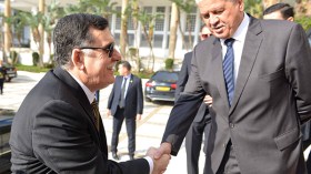 الجزائر تبحث عن مدخل لحل الأزمة الليبية