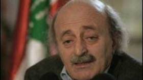 جنبلاط يدعو لطرد السفير الإيراني ومنع الطيران الإيراني من استخدام مطار بيروت