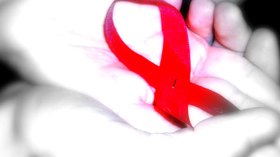 اكتشاف إصابة موظفة بالسيدا يحدث طوارئ بتلمسان