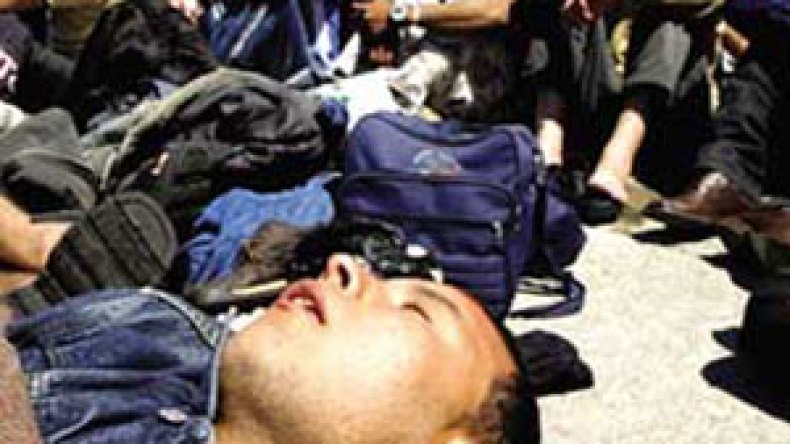 إنقاذ 10من المهاجرين غير الشرعيين بعد بلاغ من باخرة أجنبية