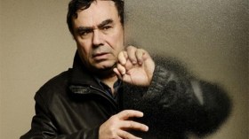 سطورا‮ ‬يفحم صحفية الحنين الاستعماري‮ ‬الخالص‬