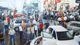 ارتفاع قياسي لمبيعات السيارات بالجزائر رغم إلغاء القروض الاستهلاكية