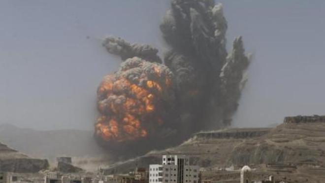مقتل سبعة يمنيين في غارة على قاعدة صواريخ في صنعاء