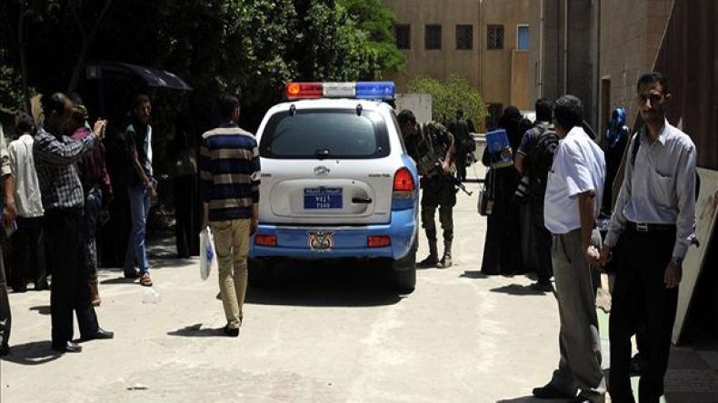 قتيل وجريحان في انفجار في جامعة صنعاء