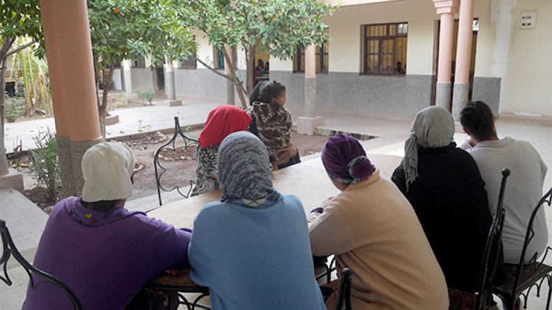 أمهات عازبات يتسترن على مغتصبيهن للإفلات من العقاب