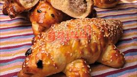 خبز التمساح باللحم