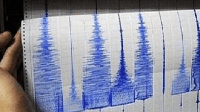 زلزال بقوة 5.2 درجات يضرب شرق اندونيسيا