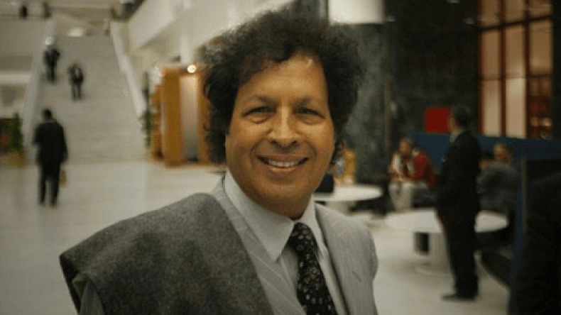 النيابة العامة المصرية تنفي إخلاء سبيل قذاف الدم
