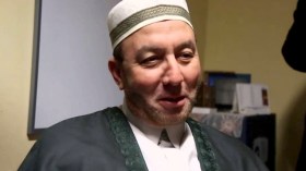 الداعية “جبريل” يقاضي السلطات المصرية لإلغاء منع السفر