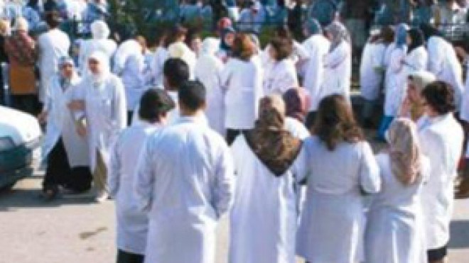 تكتل نقابات الصحة يشلّ المستشفيات في إضراب مفتوح هذا الاثنين