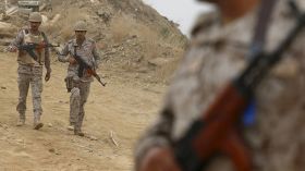 مقتل ثلاثة جنود سعوديين في اشتباكات عبر الحدود مع اليمن