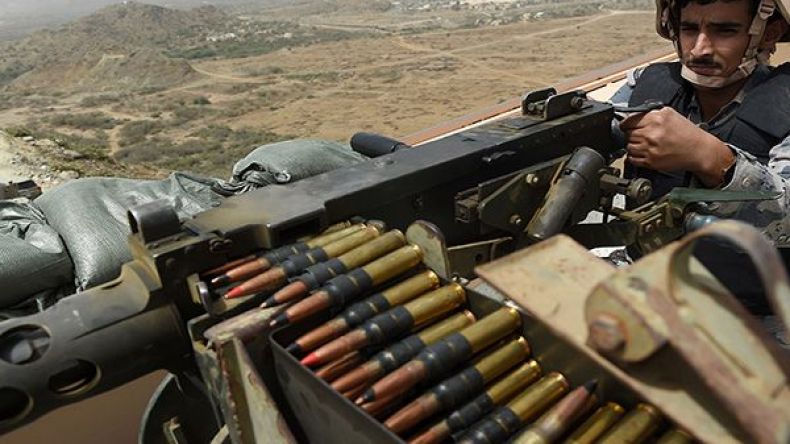 مقتل عسكري سعودي في إطلاق نار من اليمن