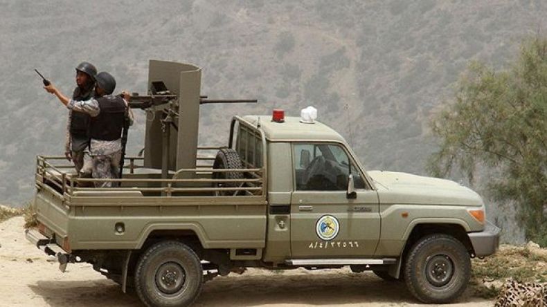 مقتل جندي سعودي ومدنيين يمنيين في قصف من اليمن