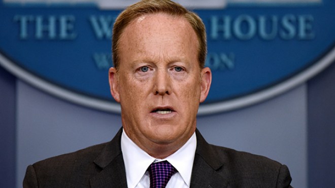 هذا هو سبب استقالة المتحدث باسم البيت الأبيض شون سبياسر